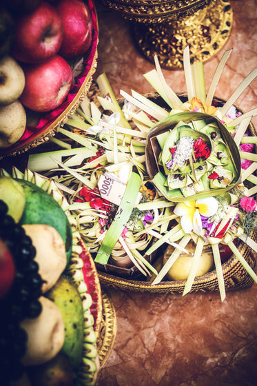 fruit and snack baskets