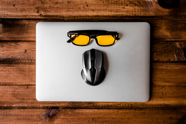 Gaming Glasses & Mouse