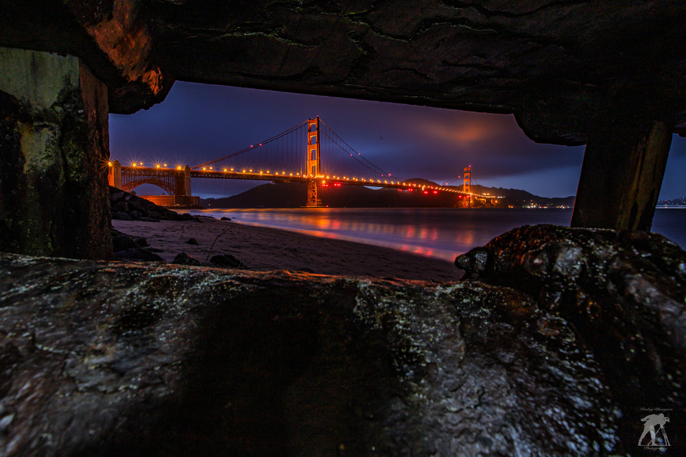 golden gate bridge at night