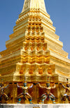 golden thai temple