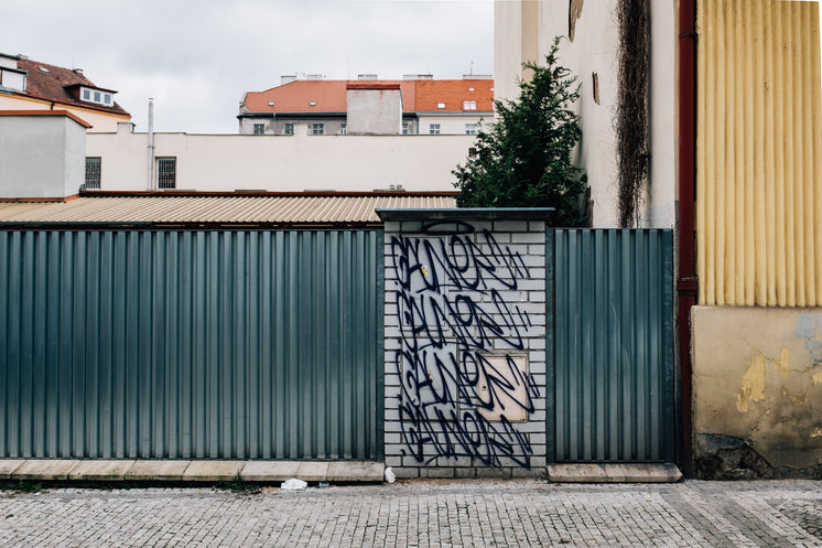 graffiti-in-urban-area.jpg?width=746&for