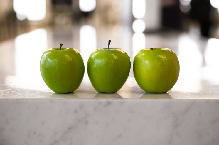 green-apples.jpg?width=746&format=pjpg&e