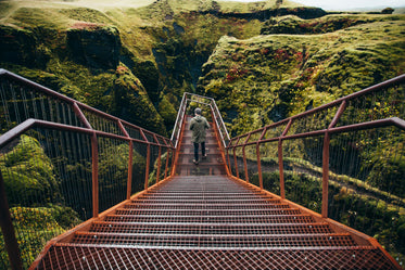 green cliffs viewing