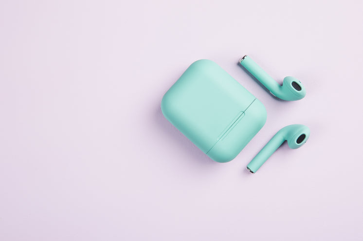 green-earbuds-and-case-on-white-surface.jpg?width=746&format=pjpg&exif=0&iptc=0