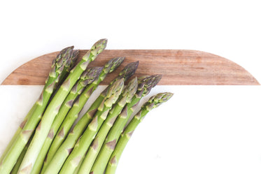 green veggies on cutting board