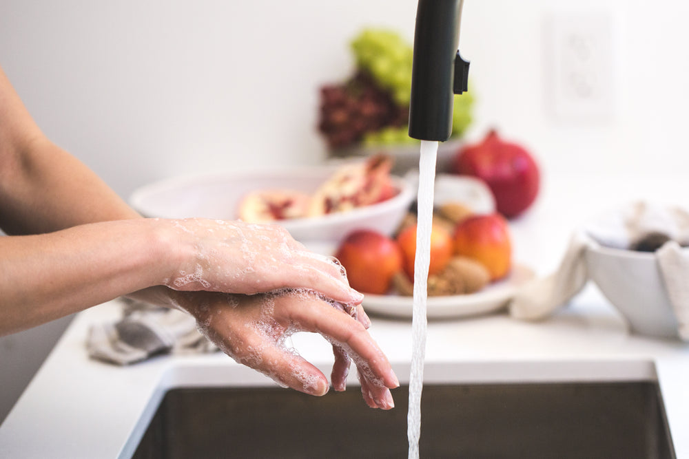 higienização das mãos na cozinha