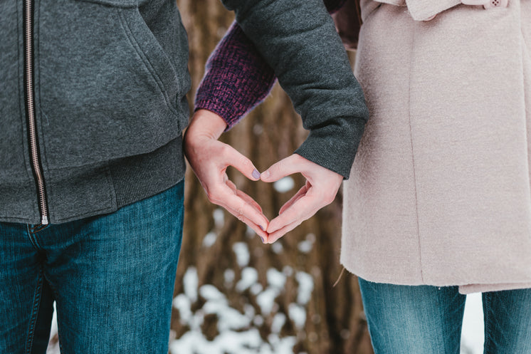 handing-coming-together-making-the-heart-symbol.jpg?width=746&format=pjpg&exif=0&iptc=0