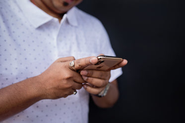 hands holding a phone