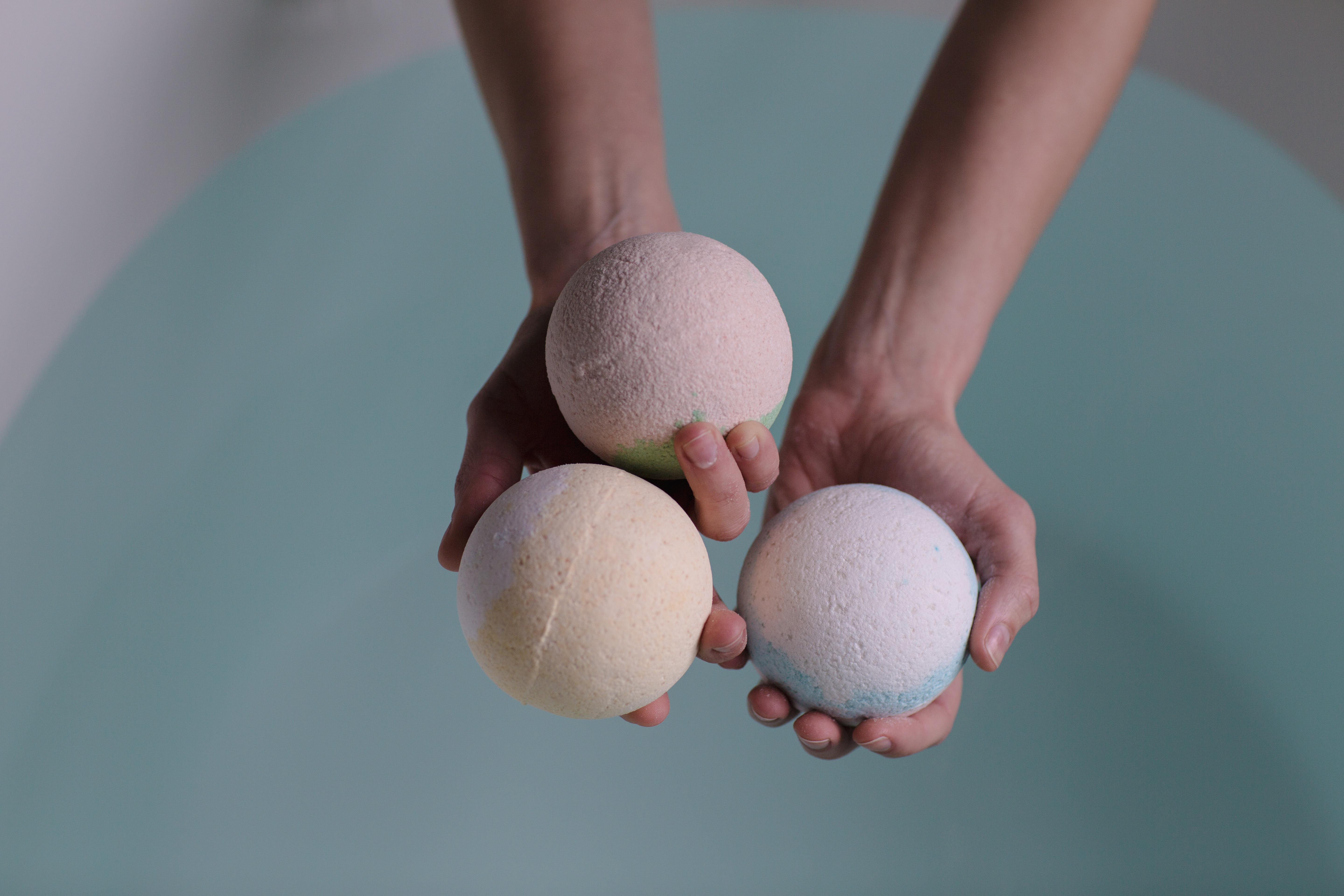 how much to charge for bath bombs