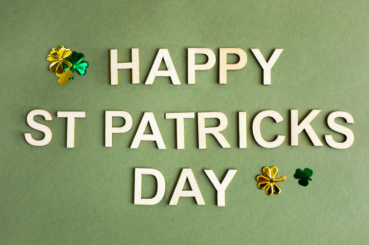 happy-st.-patricks-day-in-wooden-letters