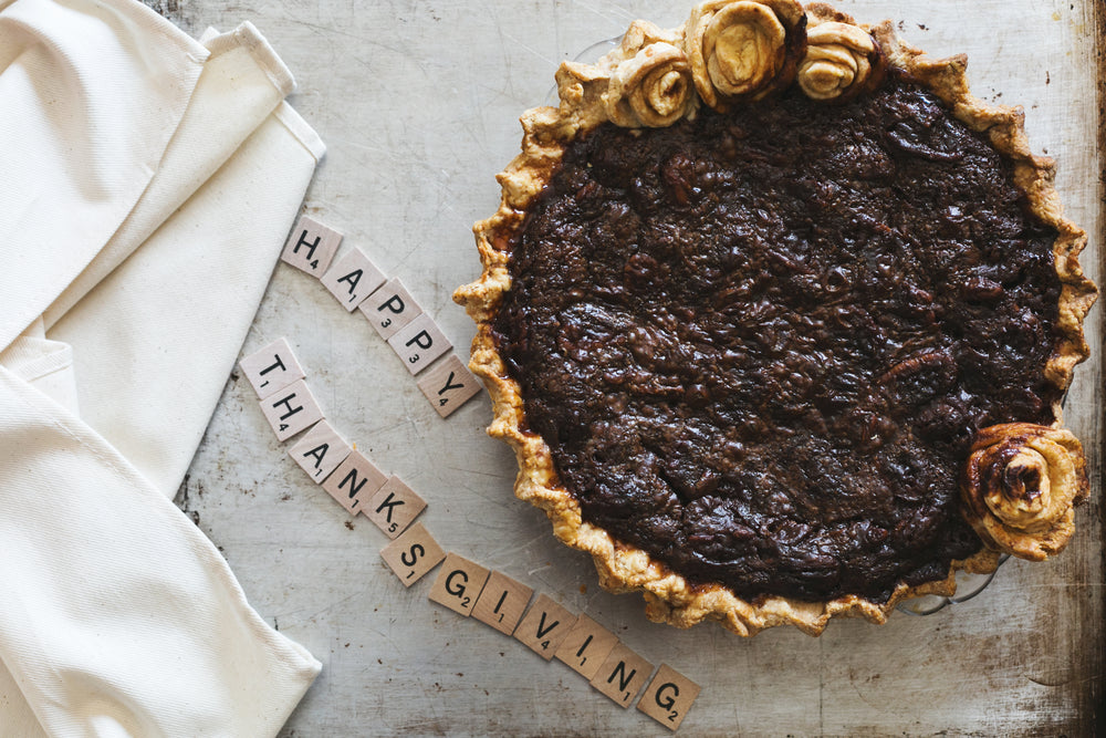 happy thanksgiving pie