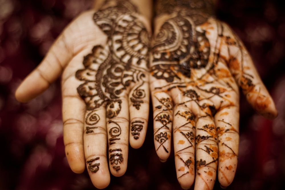 henna mehndi design on palms