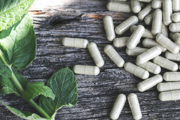 Herbal vitamin capsules