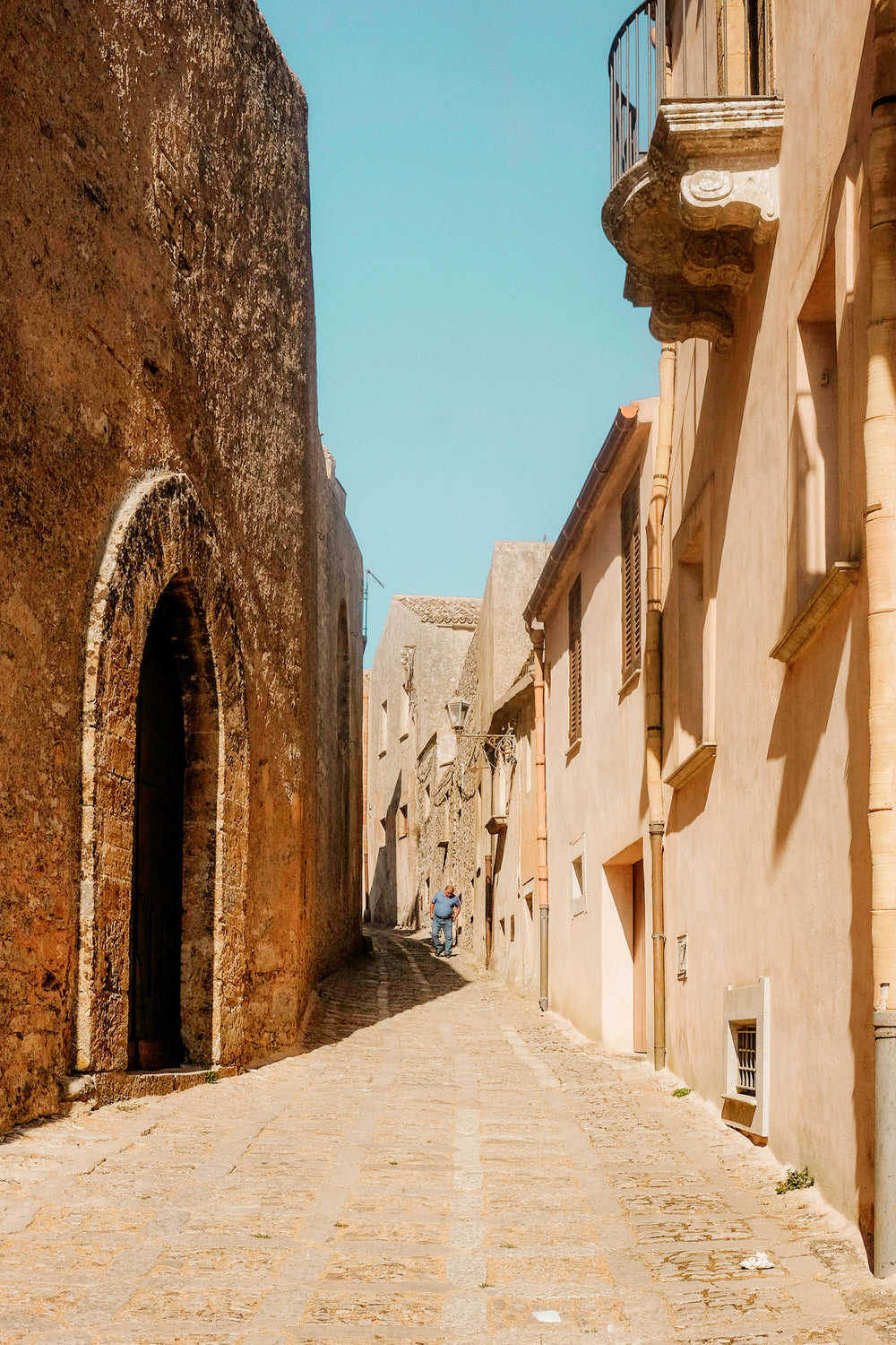 historical alley with arch doorway