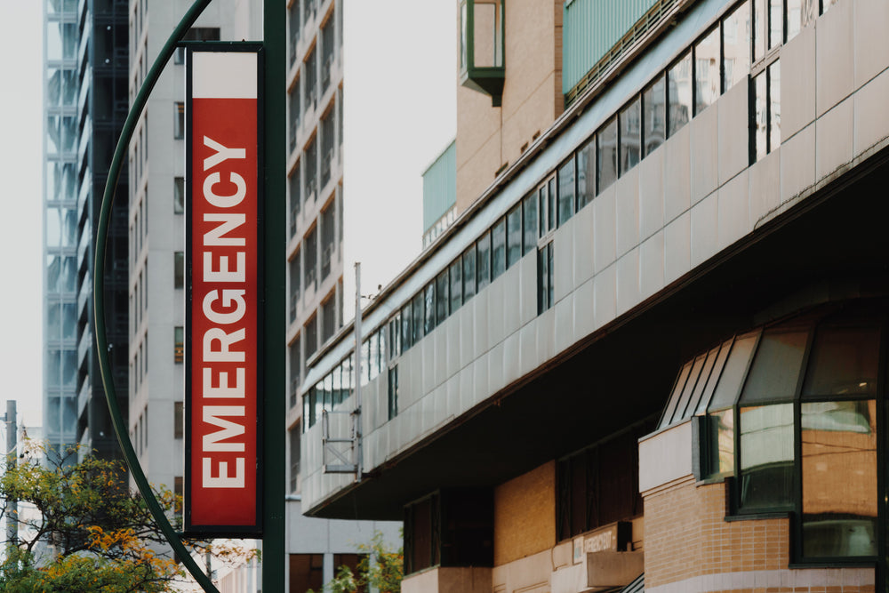 hospital emergency sign