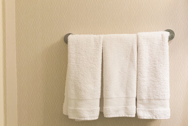 hotel bathroom towels