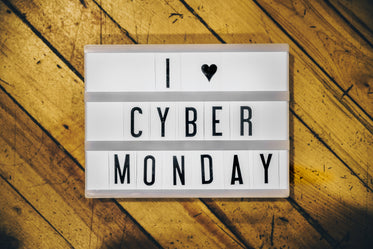 i heart cyber monday