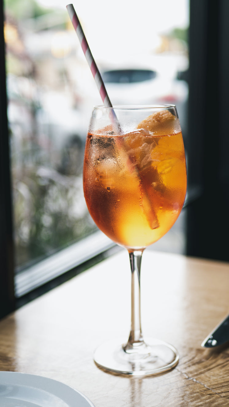 ice-cold-cocktail-with-straw.jpg?width=746&format=pjpg&exif=0&iptc=0