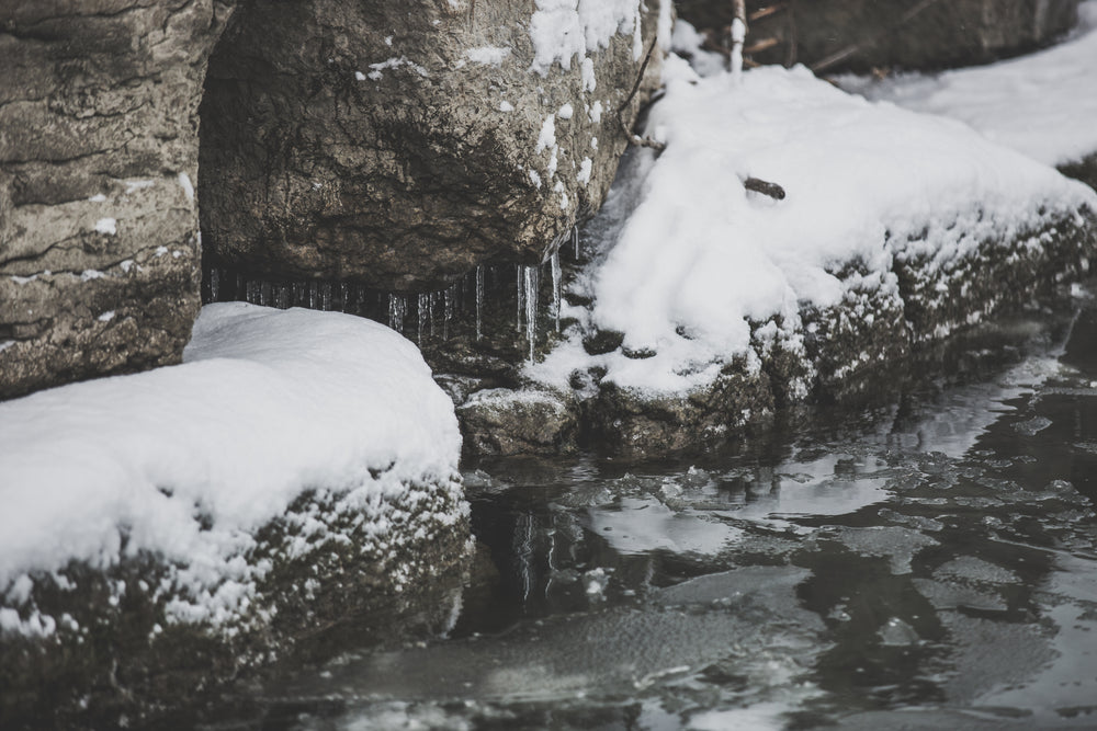 icicles form on rocks