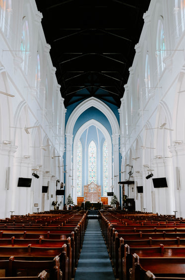 interior da catedral de st. andrew