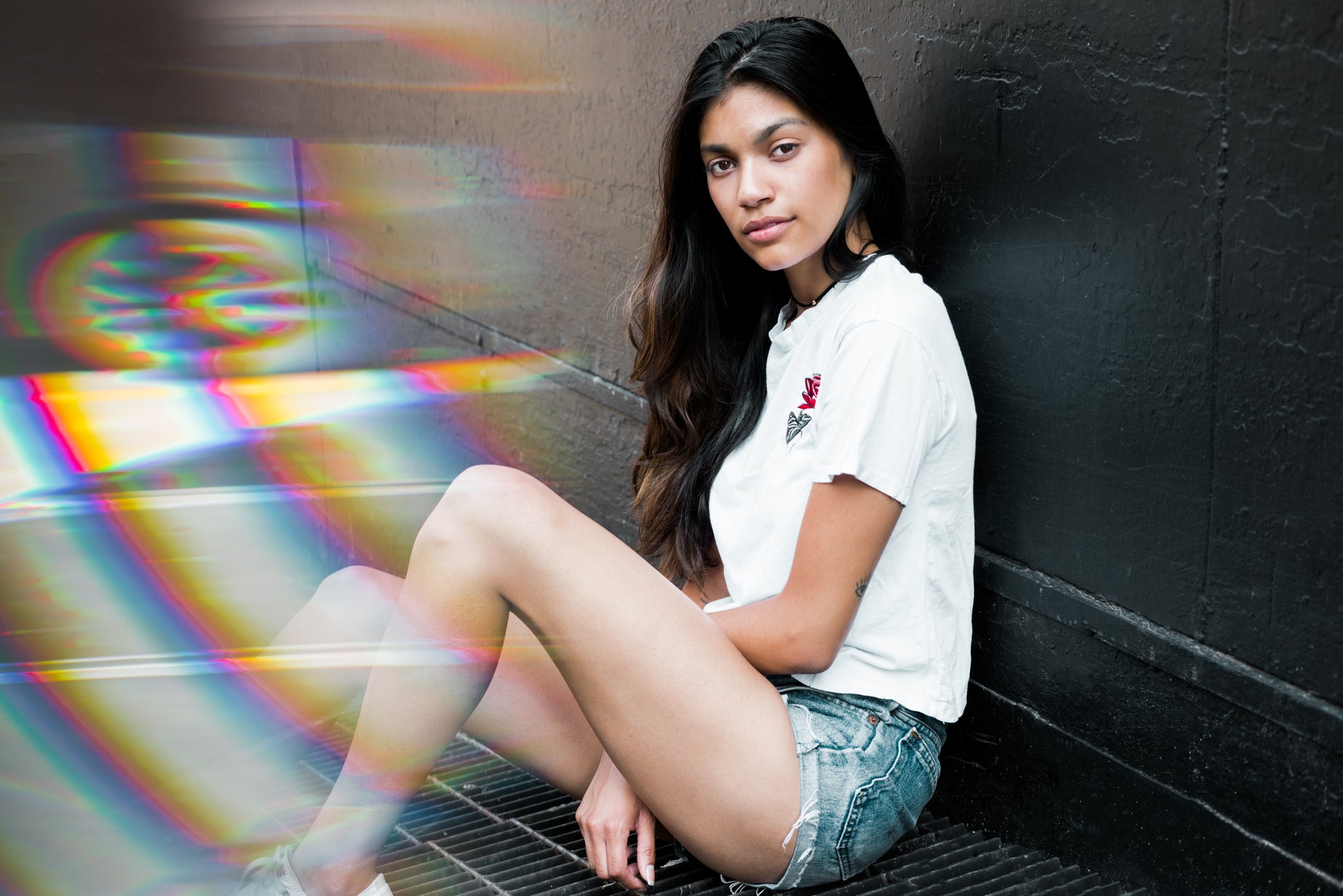 Free Instagram Influencer Posing Image: Stunning Photography