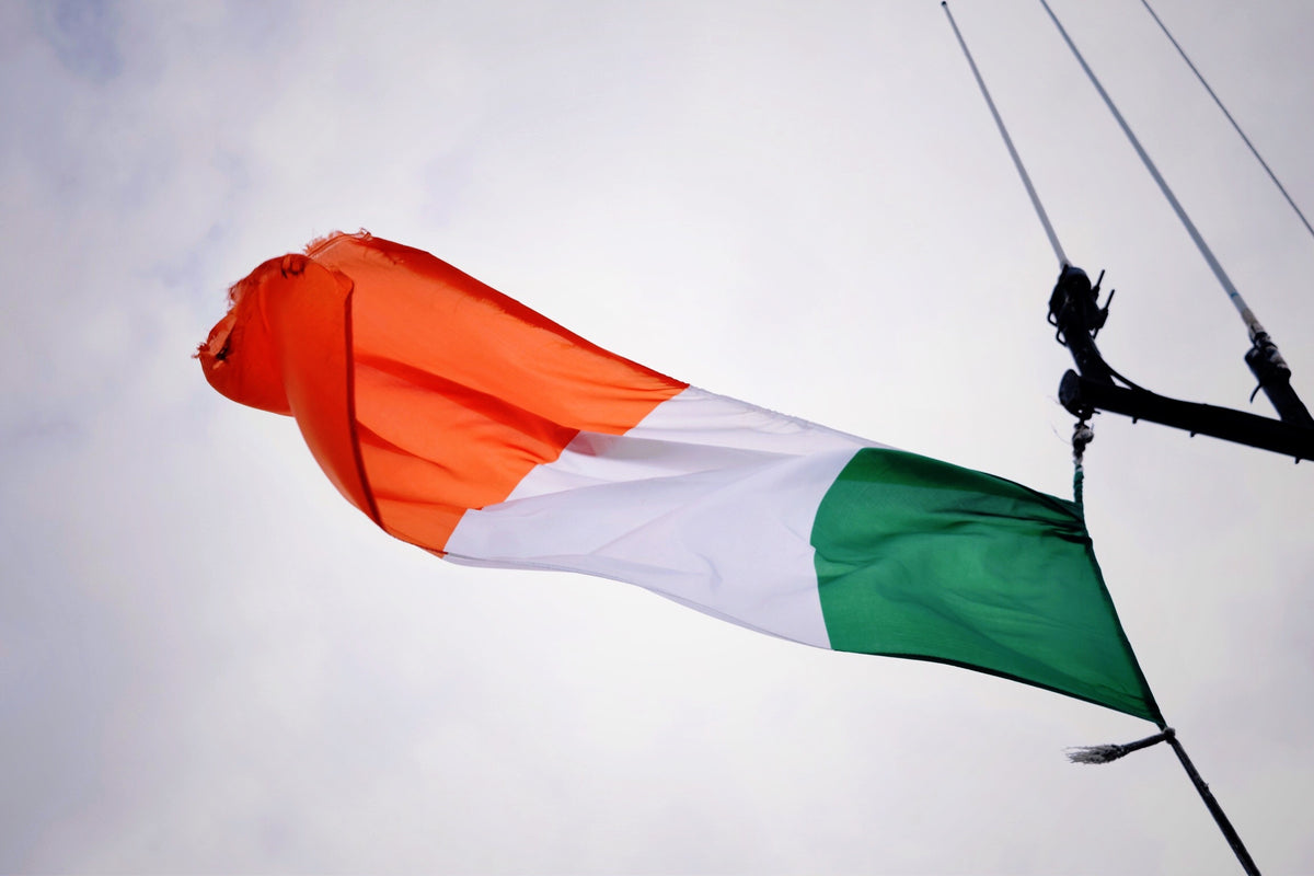 irish flag flying