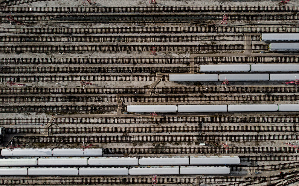 landscape orientation of train tracks