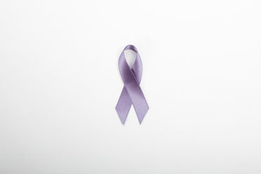 lavender purple ribbon centered