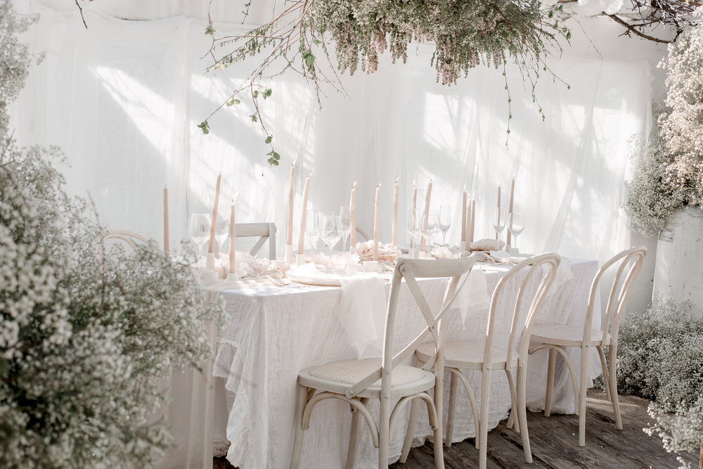 light floral wedding table setting