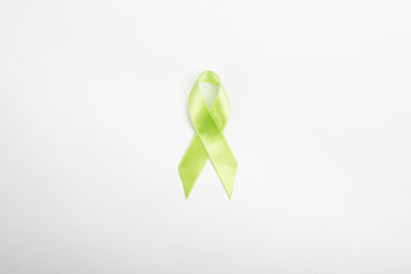 lime green ribbon center