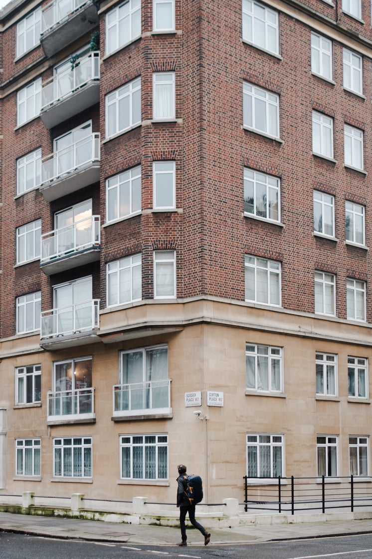london-apartment-building.jpg?width=746&
