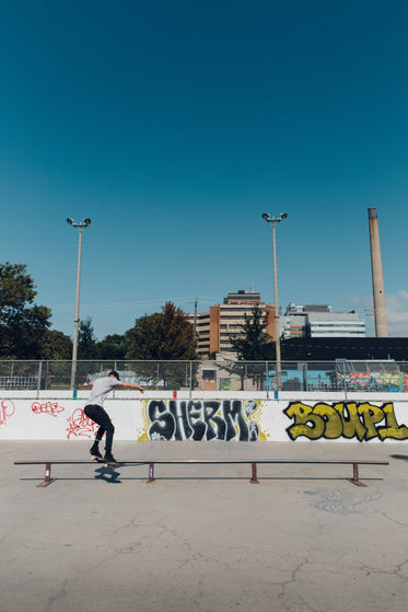 long feeble grind skateboarding