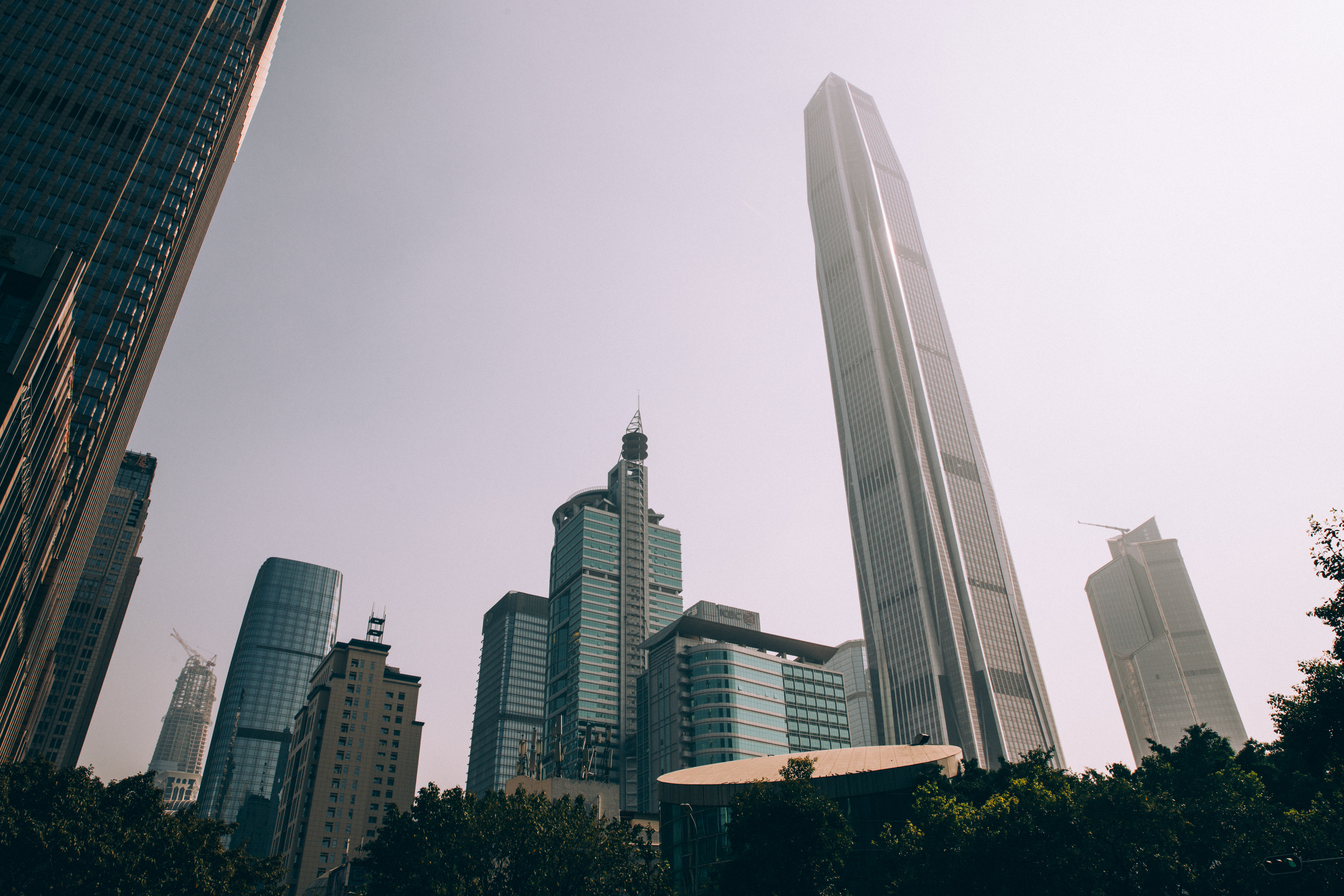 looking-up-at-fading-buildings.jpg?width\u003d746\u0026format\u003dpjpg\u0026exif\u003d0\u0026iptc\u003d0