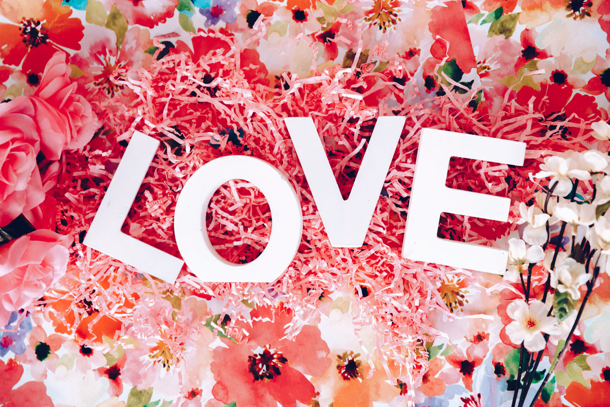 1000+ Love Background Images [HD]- Download Love Backgrounds for Free
