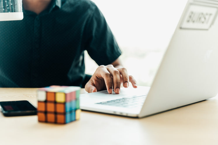 man-at-computer-using-trackpad.jpg?width=746&format=pjpg&exif=0&iptc=0