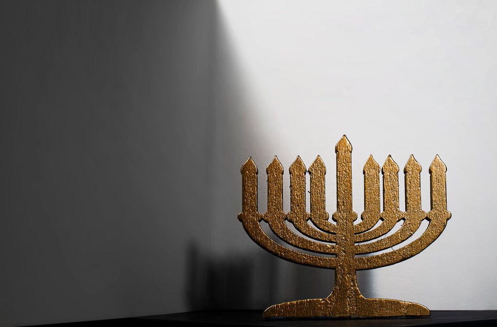 menorah embellishment