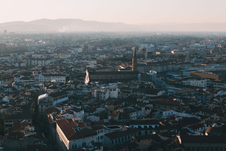 misty-crowded-italian-city.jpg?width=746