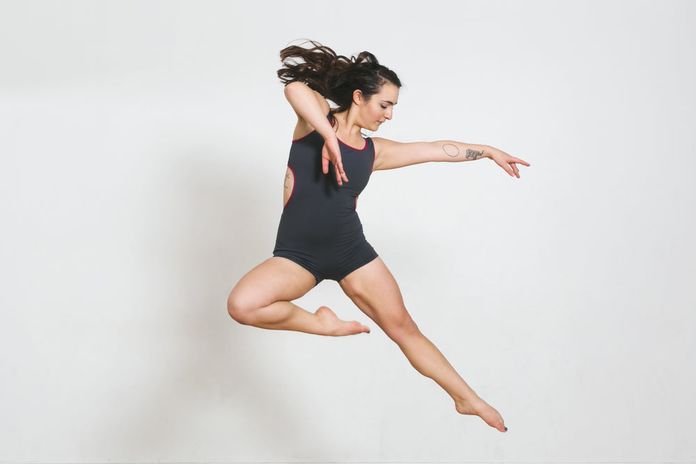 modern dancer jumps