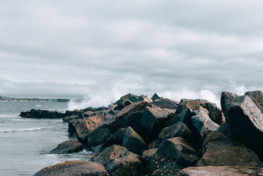 ocean waves on rocks