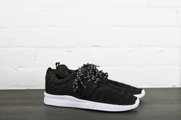 Free Pair Of Black And White Sneakers Image: Browse 1000s of Pics