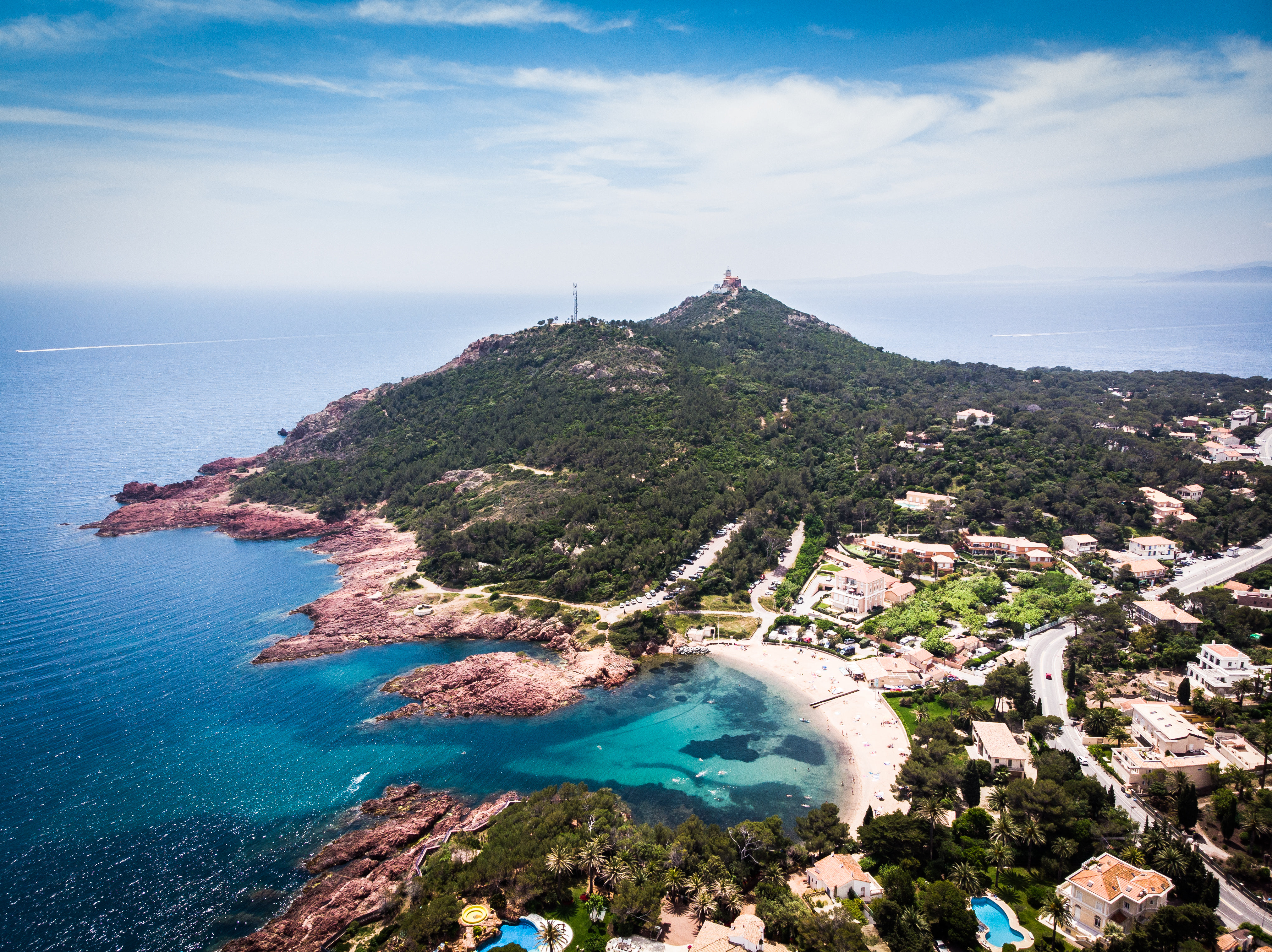 Paradise Beach Dips Into Tropical Greens