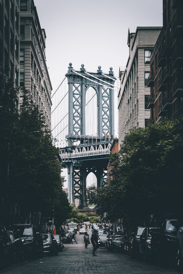 partial view of new york bridge