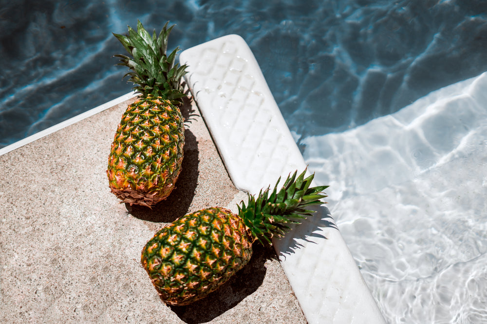 pineapples pools