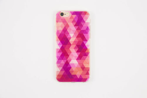 粉色图案的iPhone手机壳