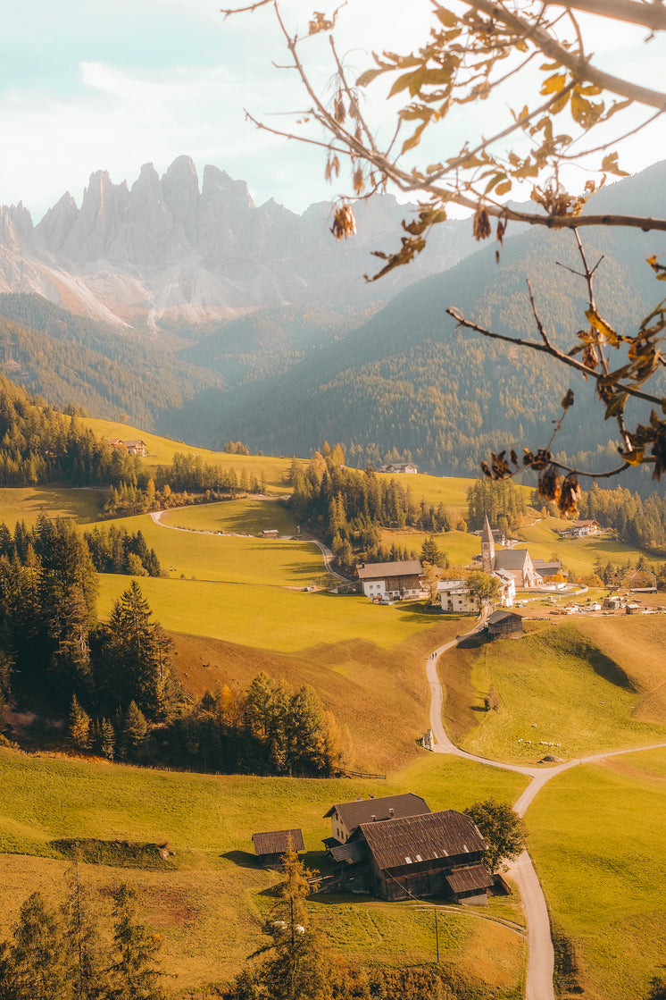 provincial-village-with-misty-hillside.jpg?width=746&format=pjpg&exif=0&iptc=0