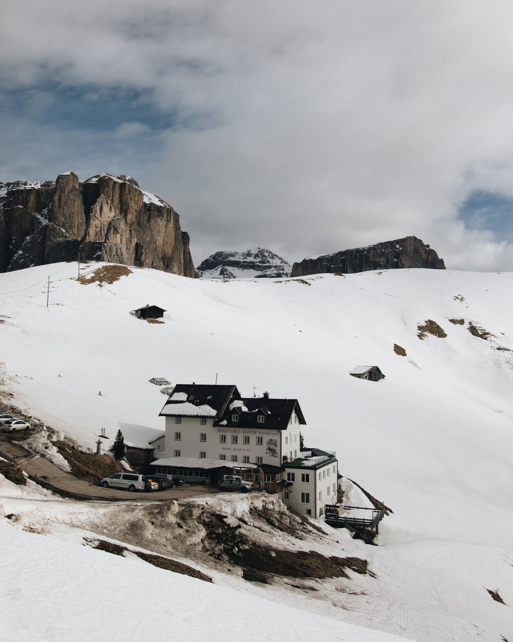 quaint hotel on the slopes