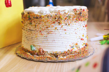 rainbow frosting