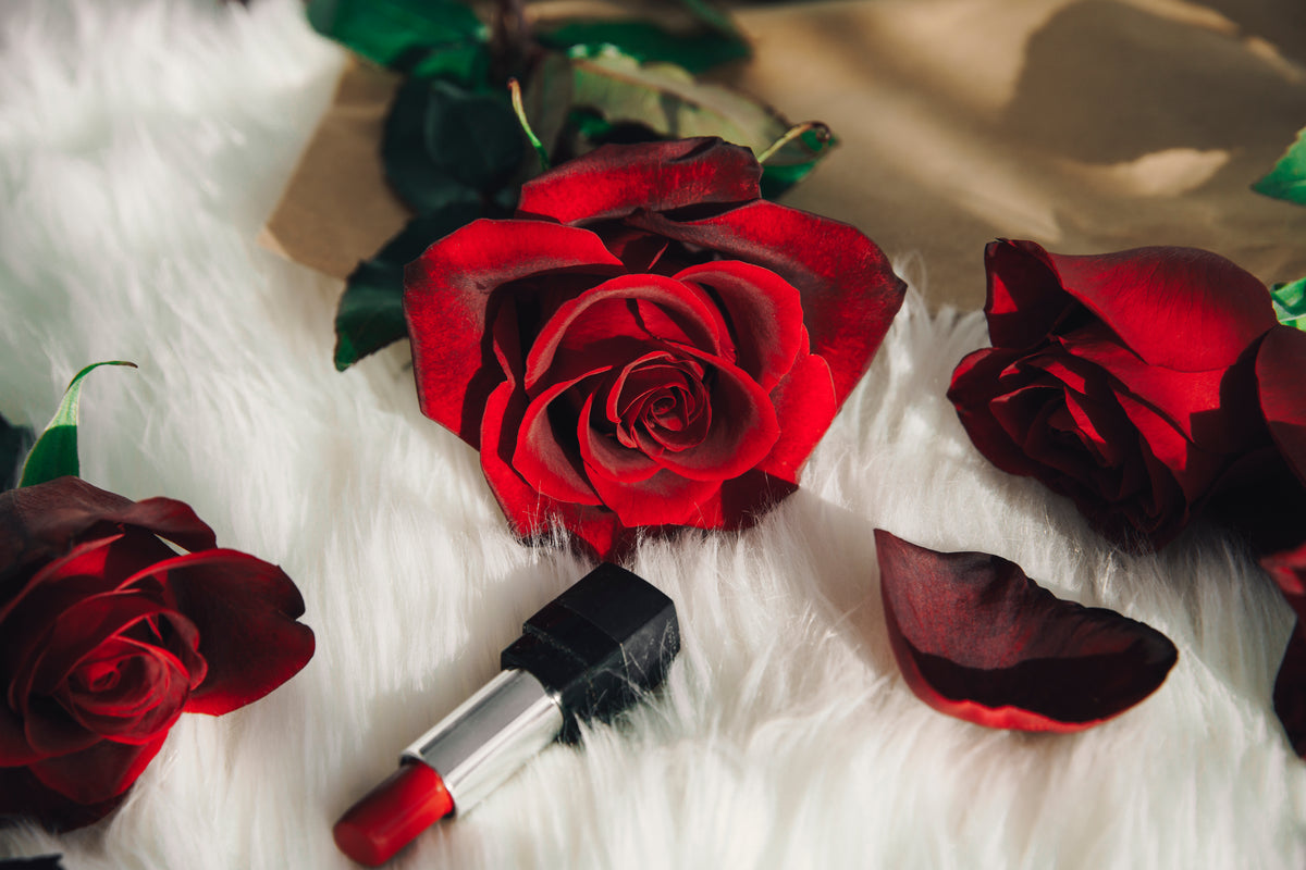 红玫瑰和口红