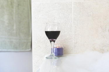 red wine by bubble bath