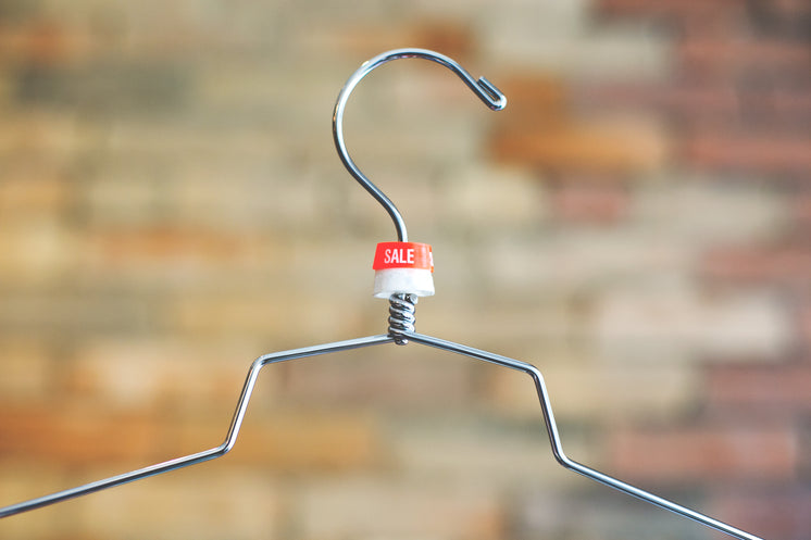 sale-hanger.jpg?width=746&format=pjpg&exif=0&iptc=0